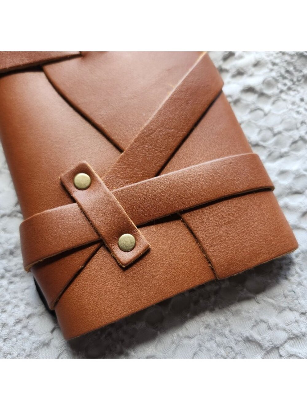 Portland Leather Unisex Small Wrap Journal Honey Leather Refillable Strap - Picture 2 of 7